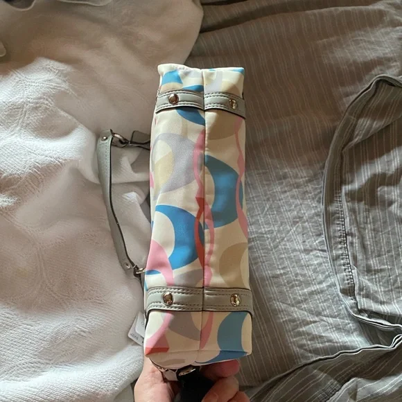 Coach Carly Signature Optic Hobo Bag jacquard fabric silver leather trim/chain - Picture 7 of 16